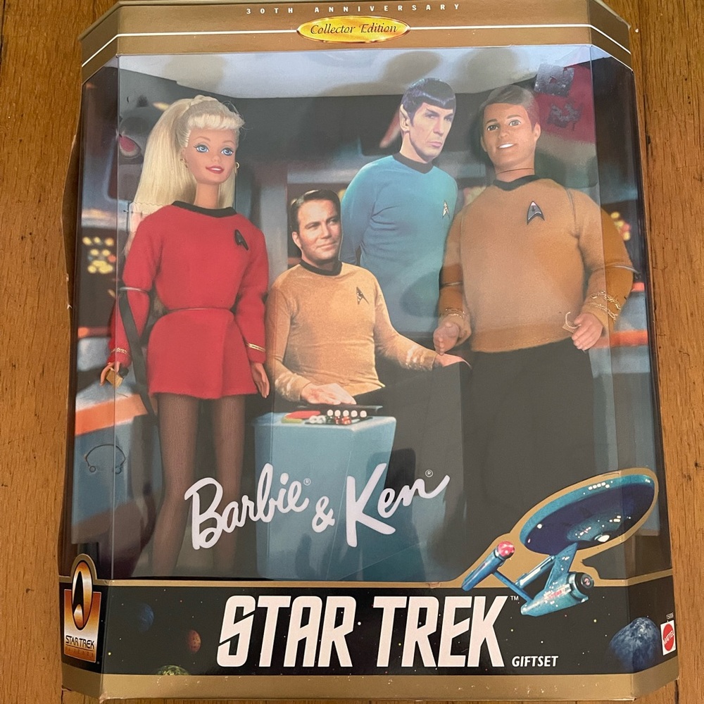 Star Trek Barbie and Ken